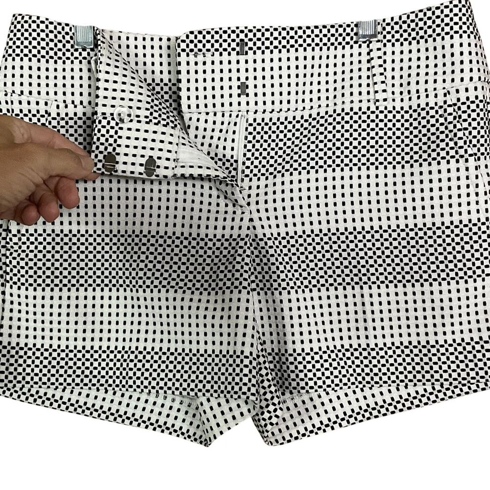 Ann Taylor Factory Shorts, size 4, Poly/Rayon/Spandex, Black/White print - Picture 4 of 10